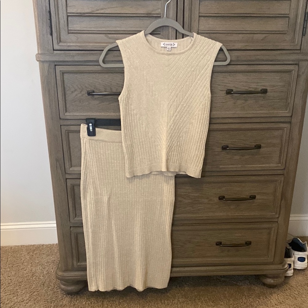 Beige Knit Sleeveless Top and Skirt Set